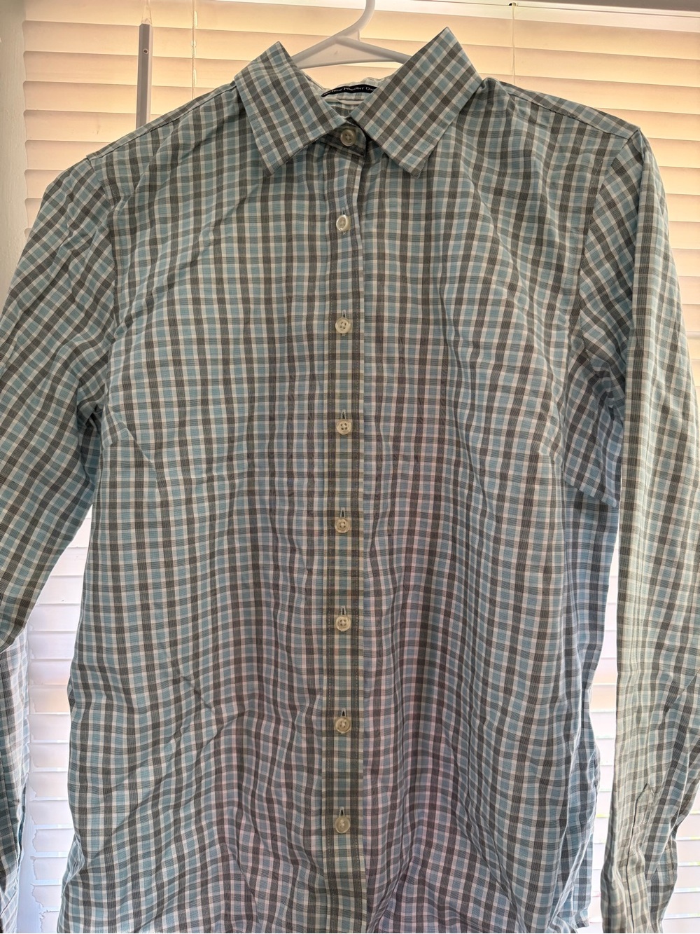 Women’s Lands End Button Down Shirt - Size 8